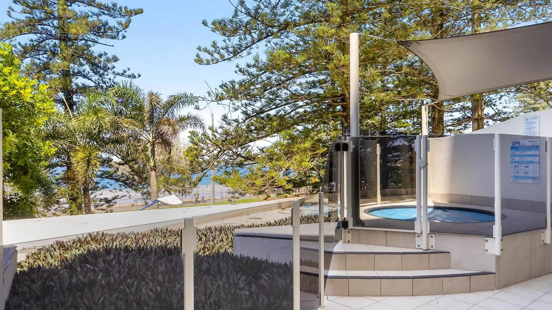 Zanz205- Exclusive Outdoor Spa With Ocean Glimpses Mooloolaba